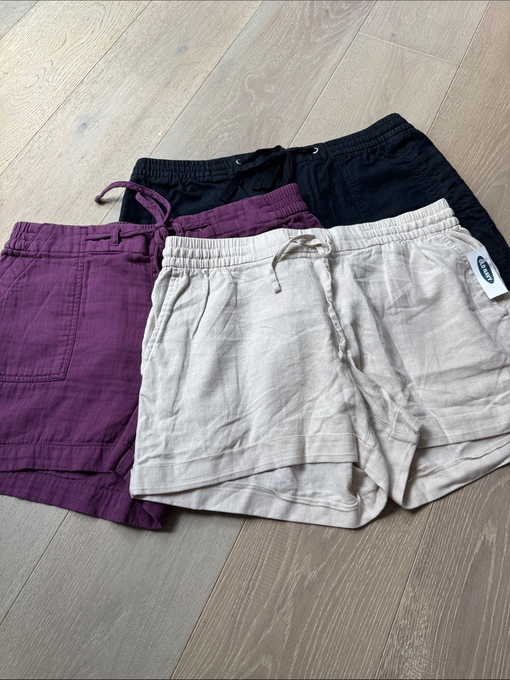 GAP Women's Cargo Shorts - Black, Purple, and Tan
